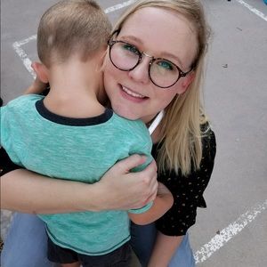 Meet your Posher, Leslie